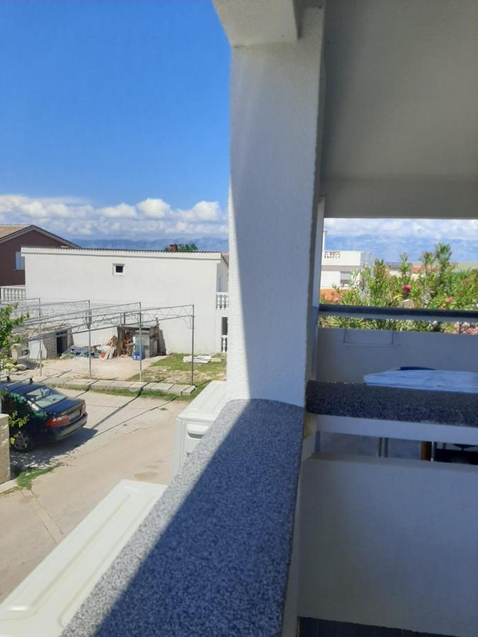 H&F Apartmani Vir Esterno foto