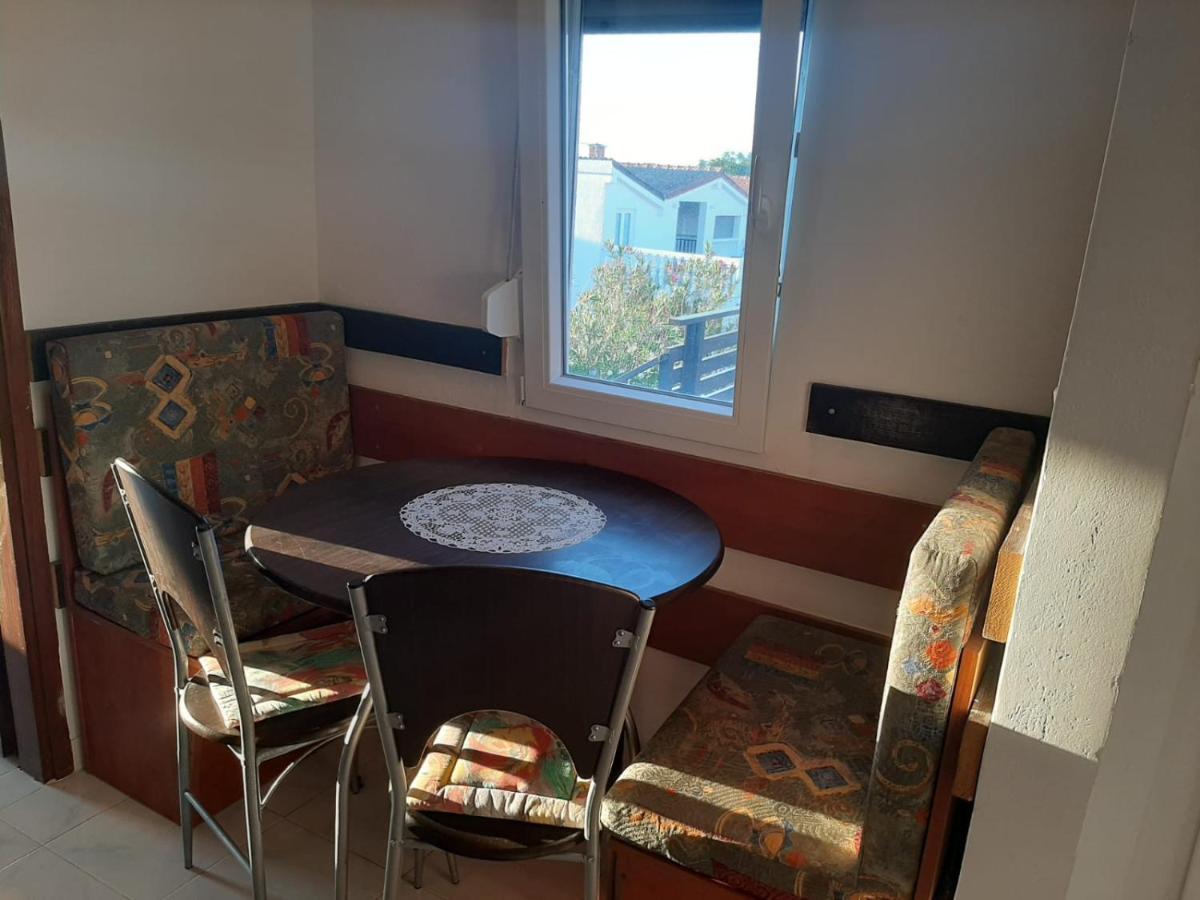 H&F Apartmani Vir Esterno foto