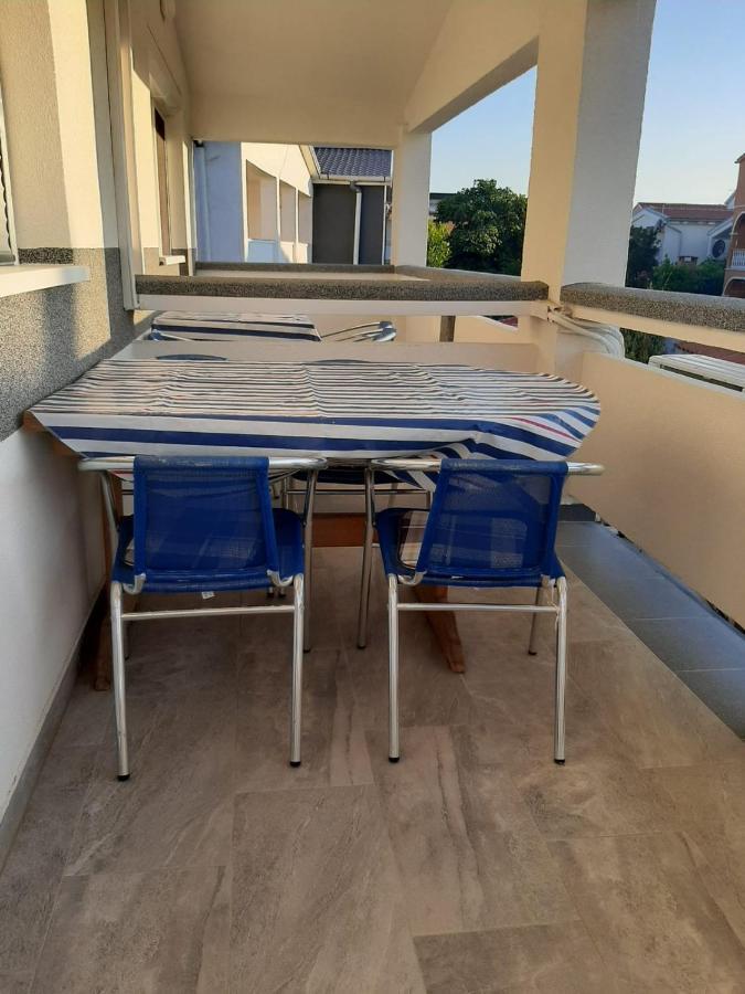 H&F Apartmani Vir Esterno foto