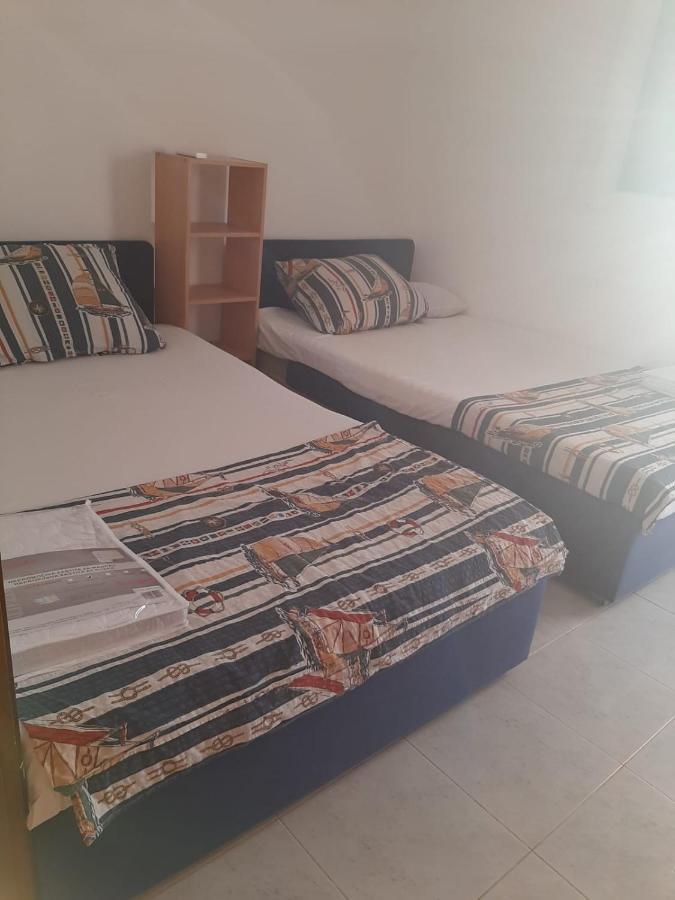 H&F Apartmani Vir Esterno foto